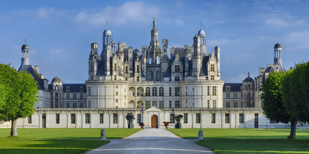 Lâu đài Chateau de Chambord ở Pháp, với kiến trúc độc đáo thời Phục hưng.