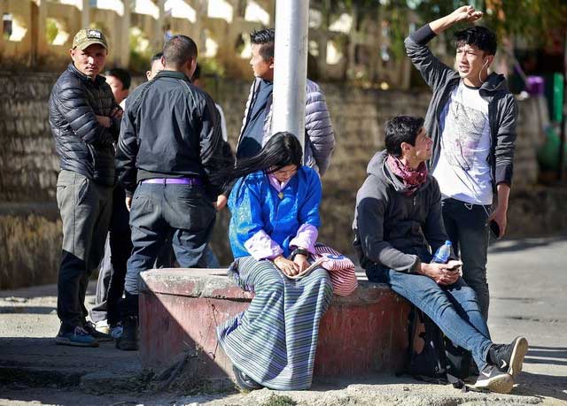 Bhutan không hề lạc hậu hay sống tách biệt với thế giới hiện đại phương Tây.