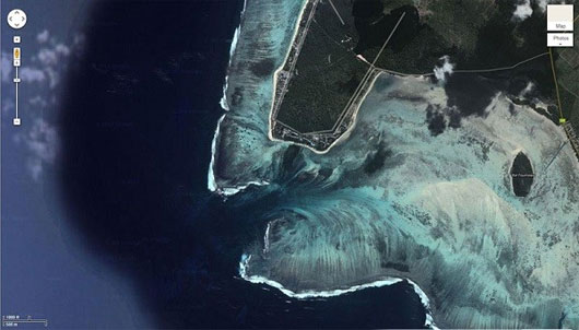Vẻ đẹp kì diệu: “thác nước dưới biển” tại đảo Mauritius
