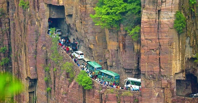 Guoliang đã từ một ngôi làng nhỏ không ai biết đến trở thành một địa điểm du lịch nhộn nhịp