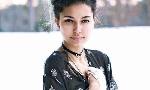Cô gái Paige Winters được cứu nhờ 5 cú đấm uy lực của ông bố.